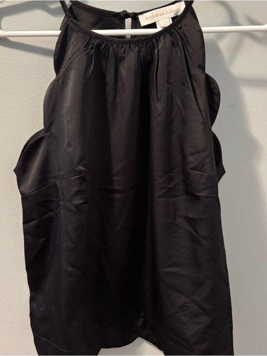 Tops - Black Sleeveless Top Small